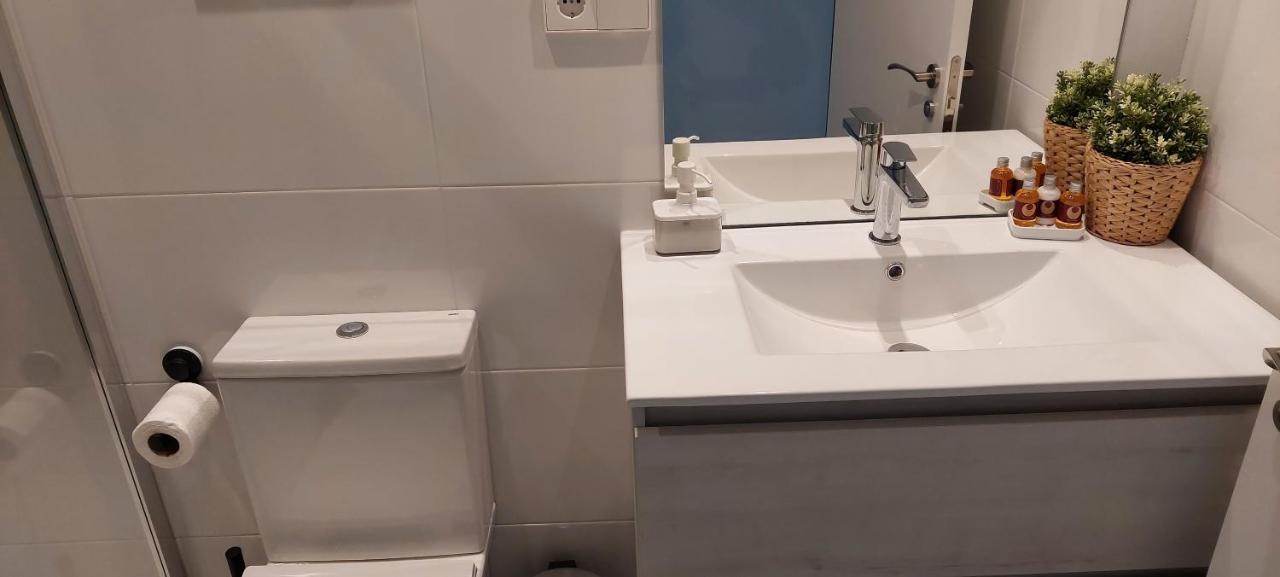 Apartamento Dindurra Centro Playa - Posibilidad Parking Gratuito Gijon Exterior photo