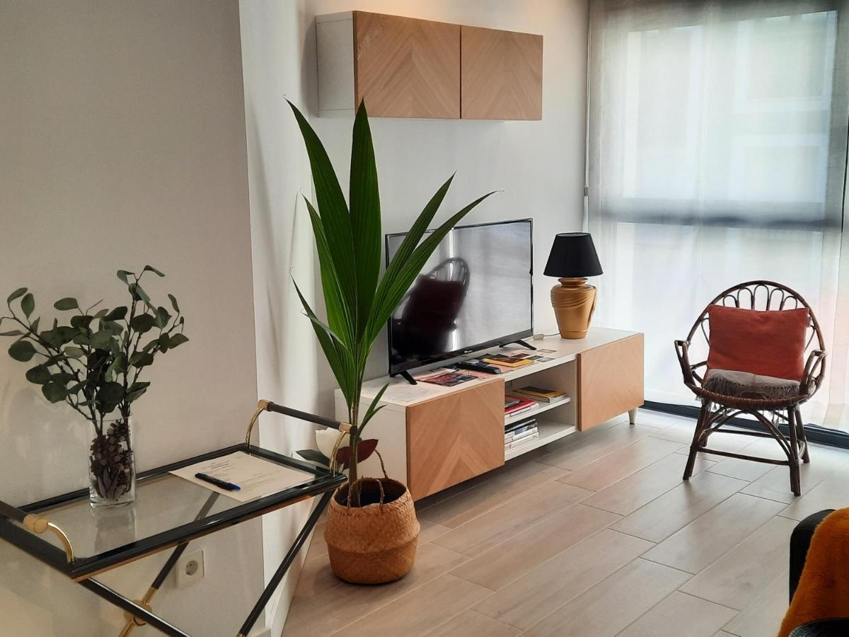Apartamento Dindurra Centro Playa - Posibilidad Parking Gratuito Gijon Exterior photo