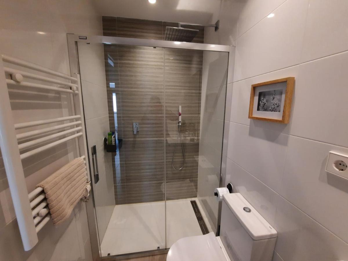 Apartamento Dindurra Centro Playa - Posibilidad Parking Gratuito Gijon Exterior photo